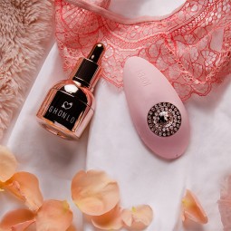 Pleasure Kit Hol X Cen High on Love